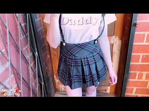 ❤️ Schoolgirl sucks a Dick go domhain agus fucks ionad ranganna. ❤️ Super porn uainn ga.sexonfire.ru ﹏