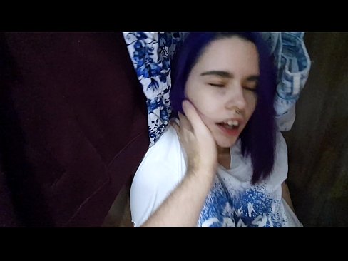 ❤️ Aimsíodh mo SIS sa closet agus chabhraigh sí cum ❤️ Super porn uainn ga.sexonfire.ru ﹏